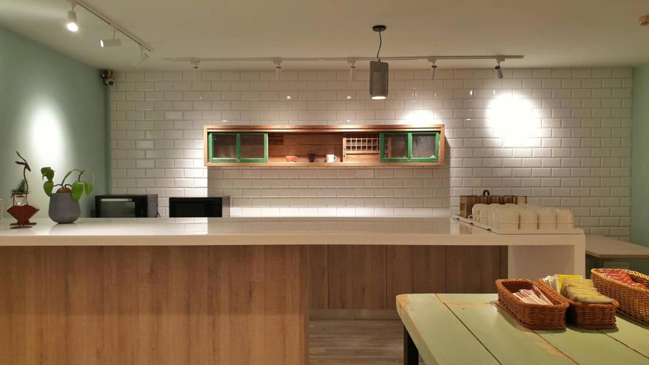 Talmud Business Hotel - Zhongshan Taichung Esterno foto