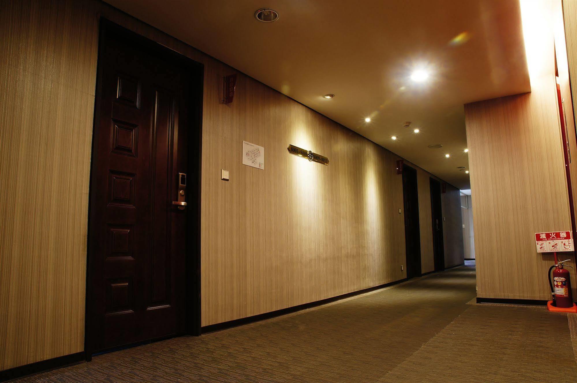 Talmud Business Hotel - Zhongshan Taichung Esterno foto