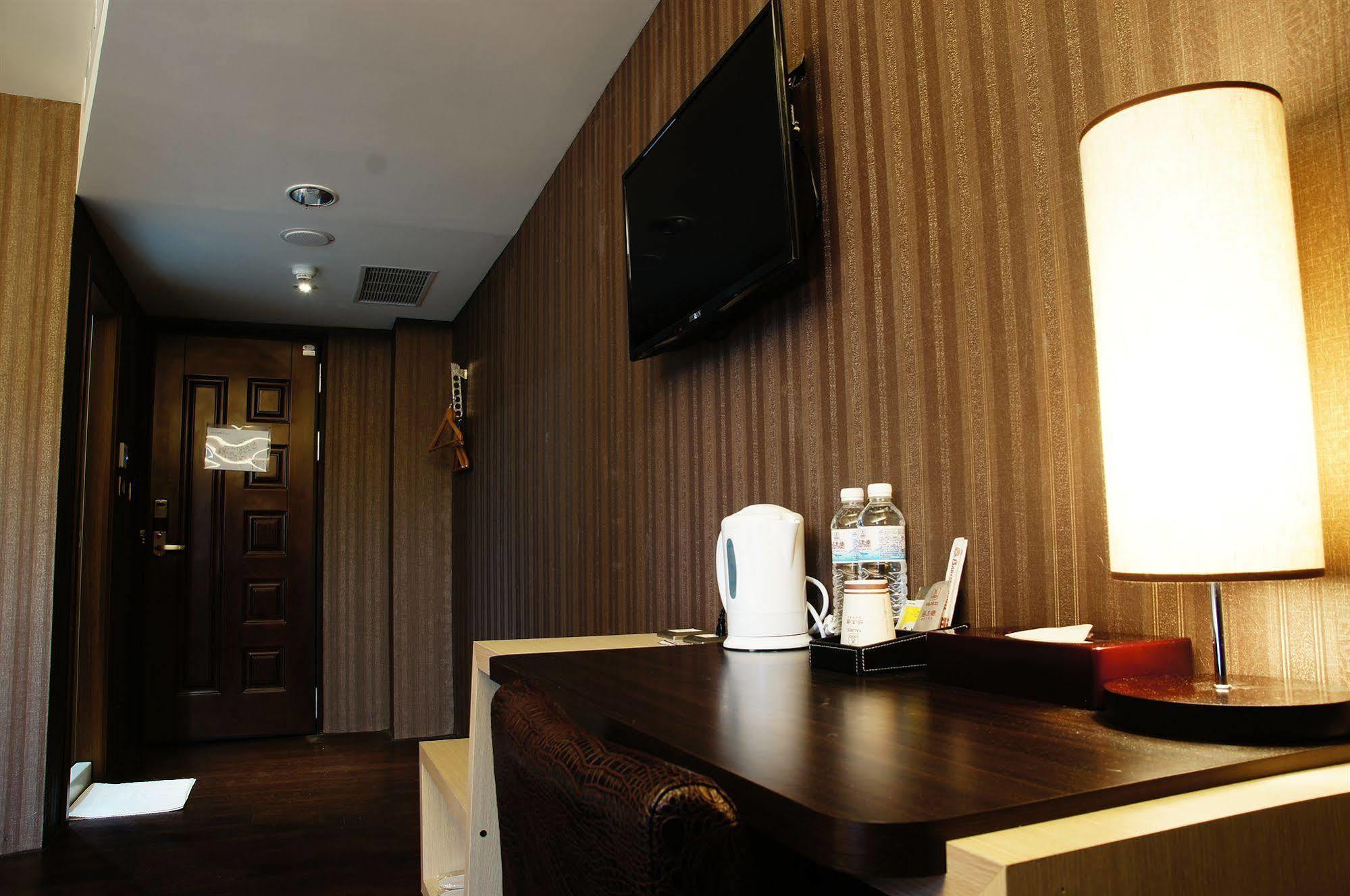 Talmud Business Hotel - Zhongshan Taichung Esterno foto